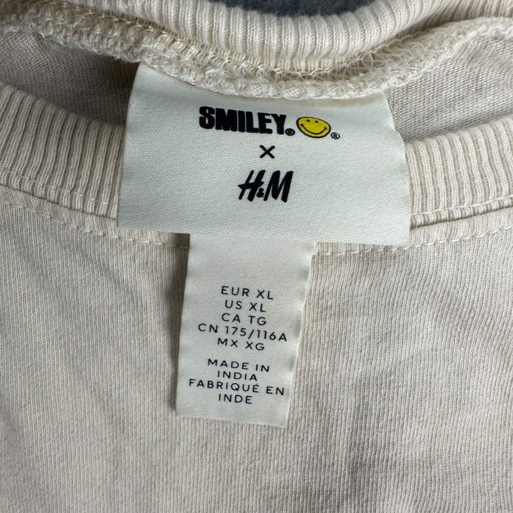 Smiley H&M Oversized Graphic T-Shirt Size XL Cream Psychedelic Sun Rainbow Boho - Picture 9 of 12